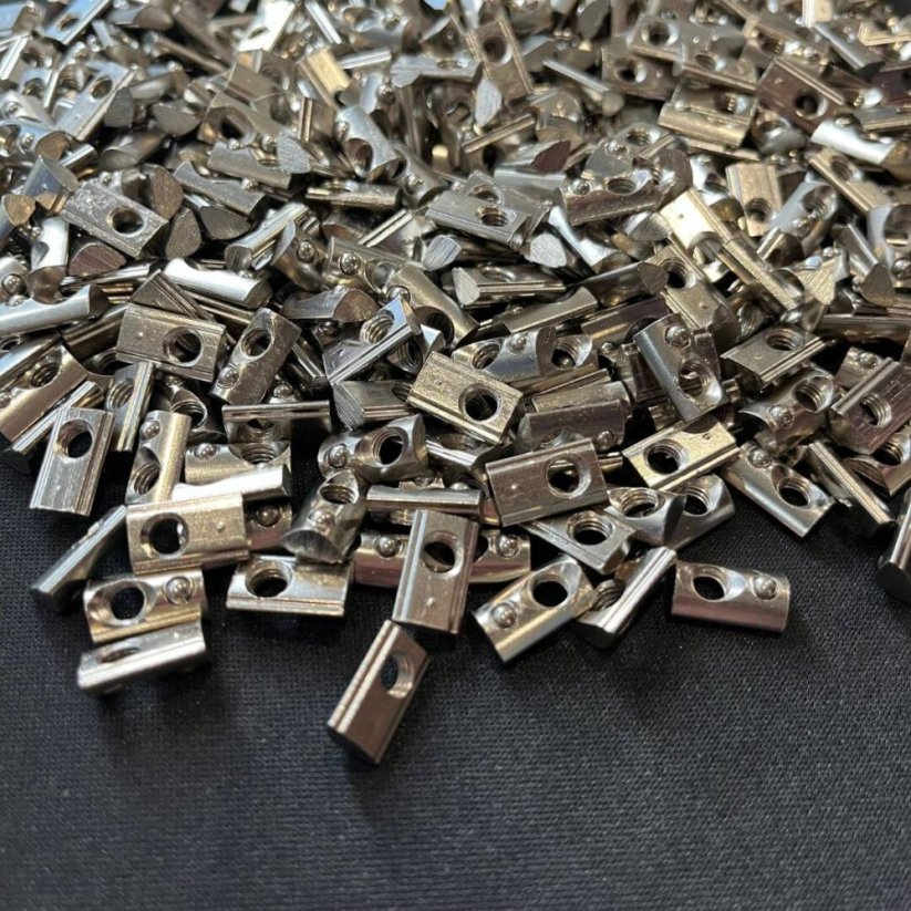 M3 Roll-In T Nut - 2020