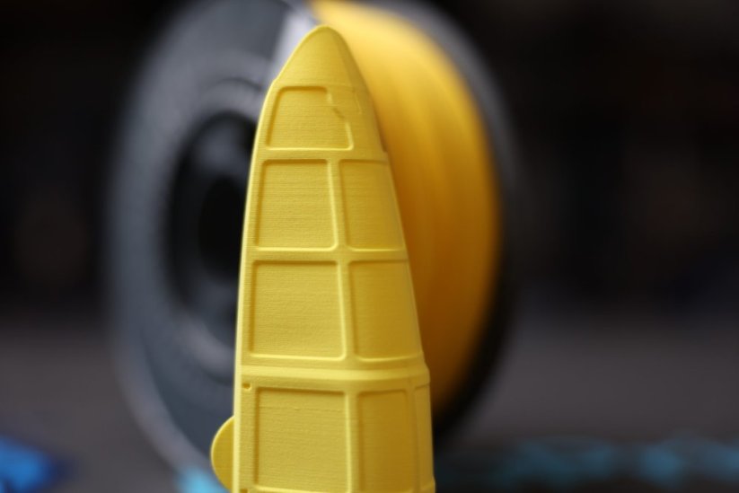 PolyLight 1.0 LW PLA žltá (cub yellow)