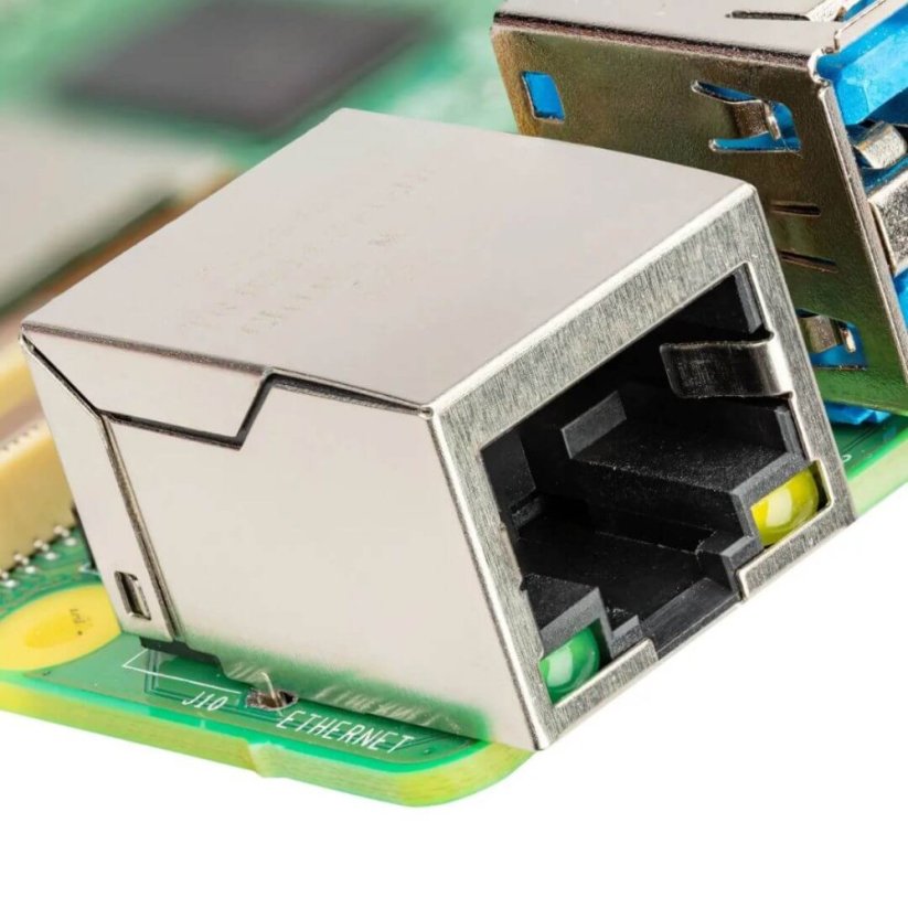 Raspberry Pi 5 - 2GB RAM