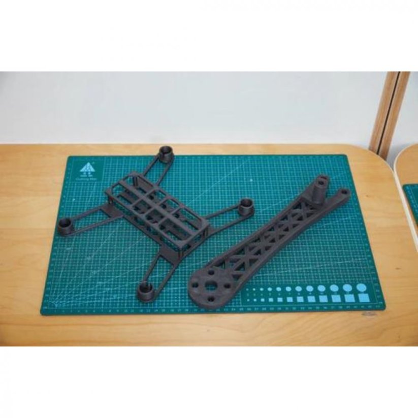 Polymaker PolyMide™  PA6-CF černá (black)